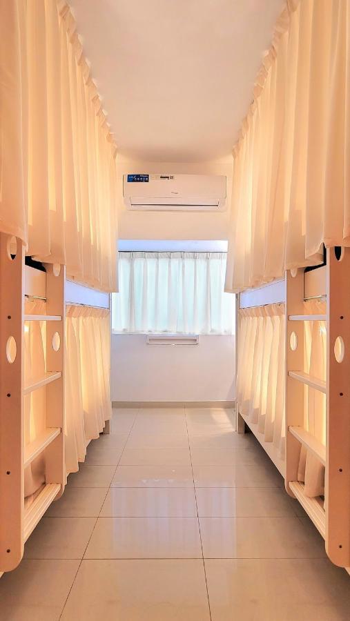 Westay Hostel Dubai Exterior foto